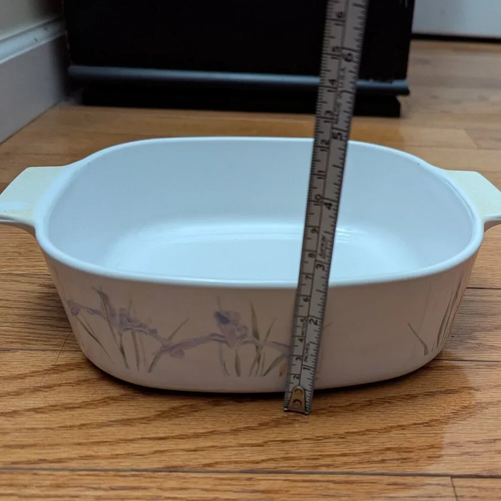 Corningware vintage casserole